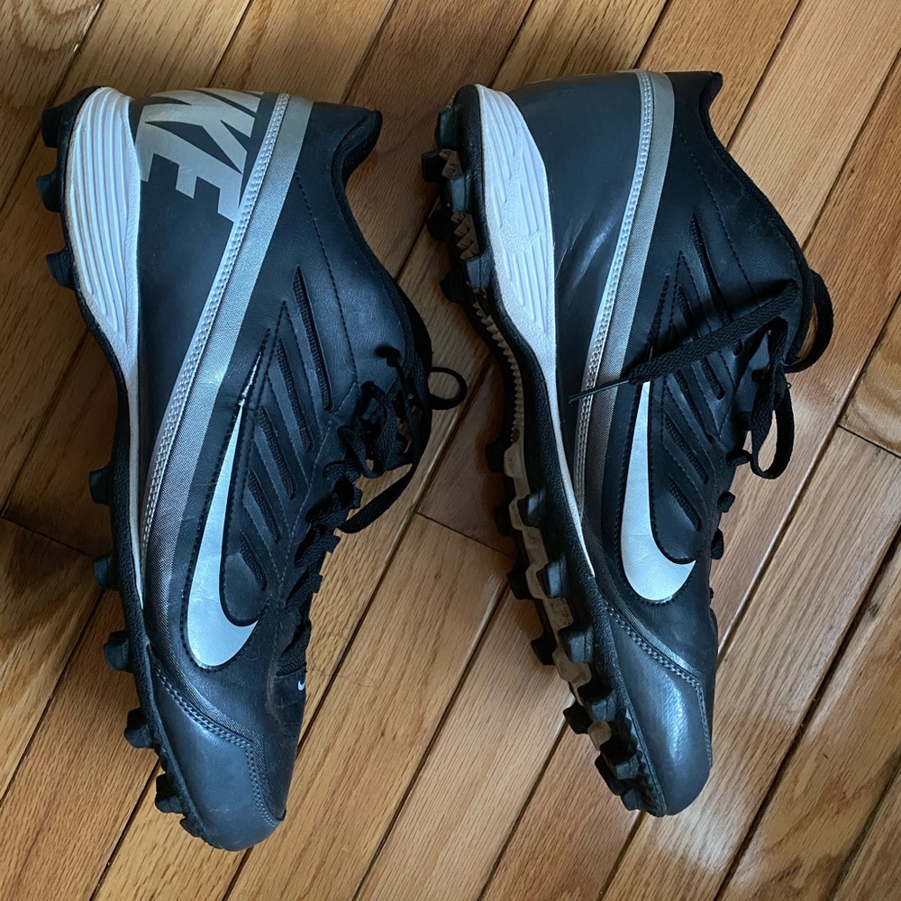 💜SOLD💜Nike football cleats - Picture 1 of 6
